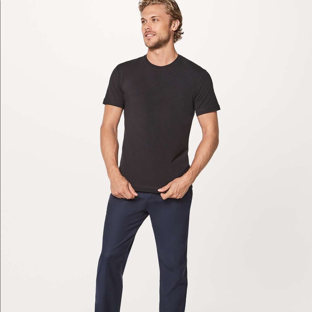 lululemon 5 Year Basic T Mens medium black OG